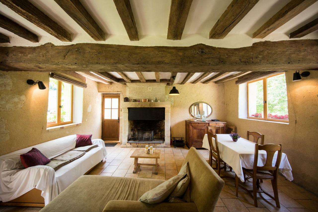 Holiday Home Le Vaugarnier Couture-sur-Loir ภายนอก รูปภาพ